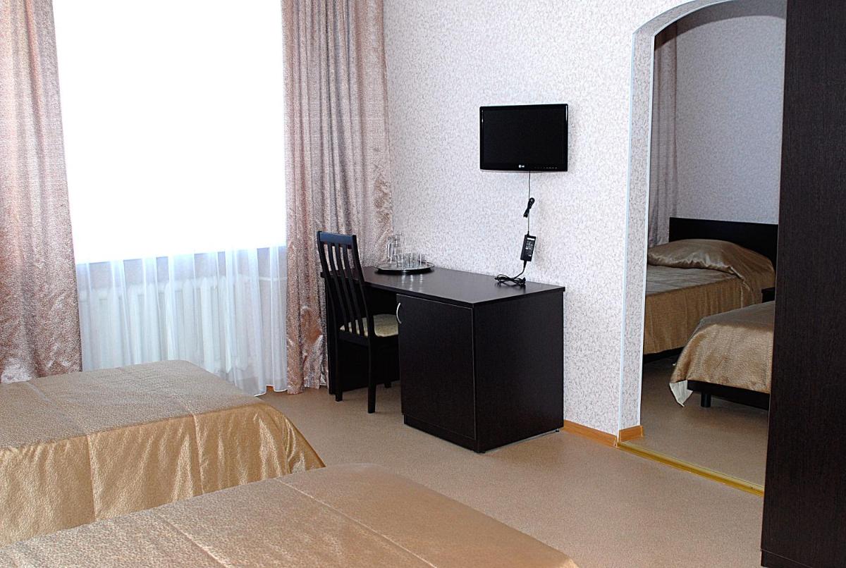Hotel Arian - Housity