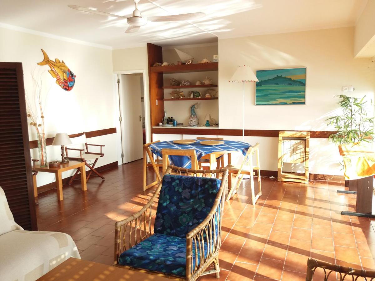Genuine Summer House - Housity