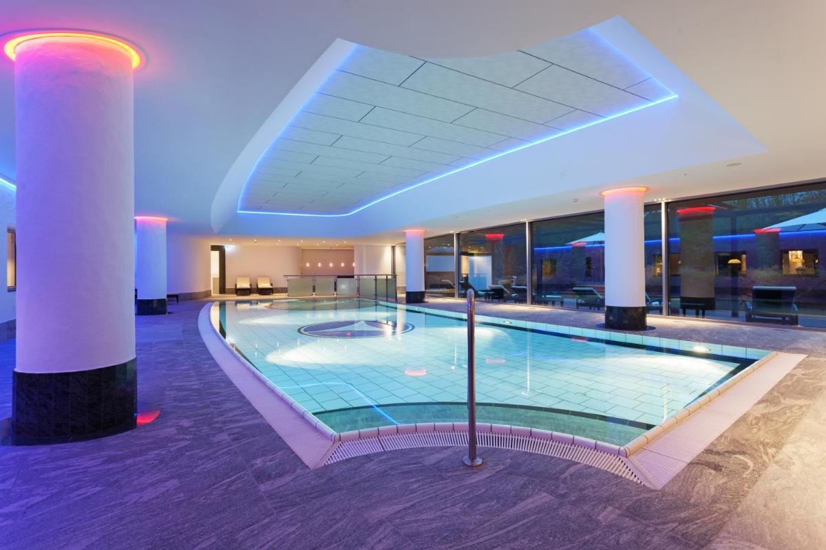 Sauerland Stern Hotel - Housity