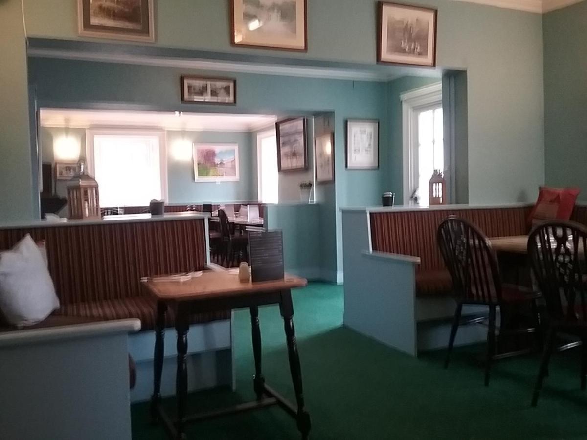 Cross Keys Hotel - Housity