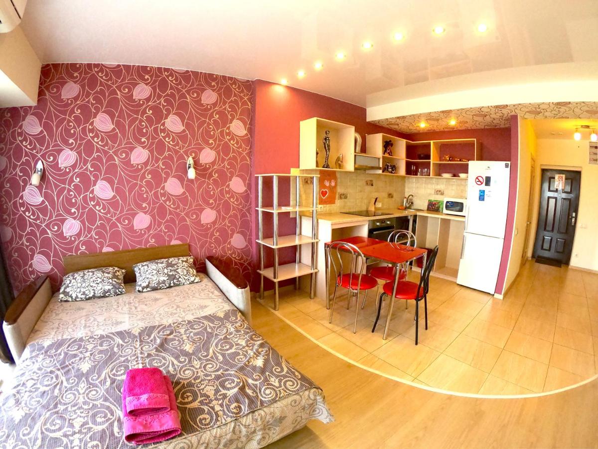 LUX studio river view 24 floor - Kirova 27D - Housity