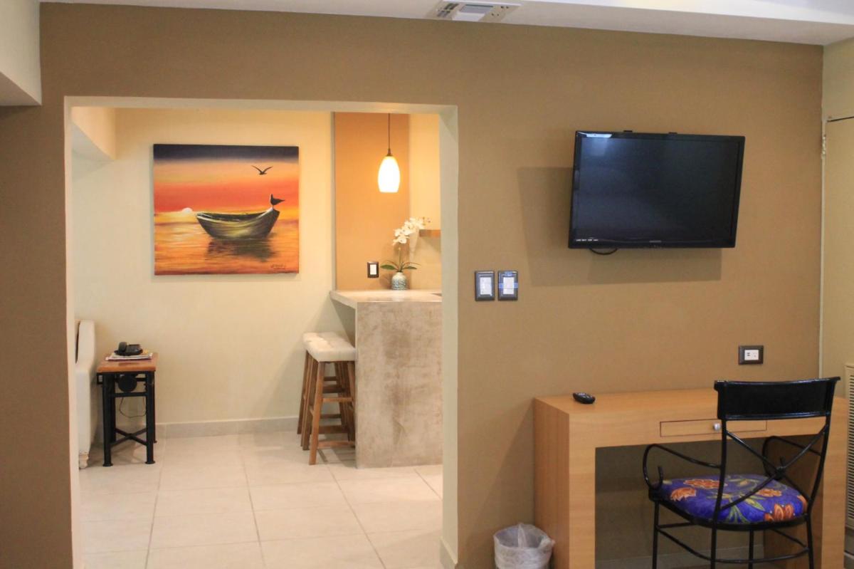 Hotel Hacienda del Viejo - Housity