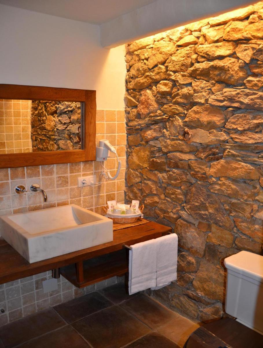 Hotel Galena Mas Comangau - Housity
