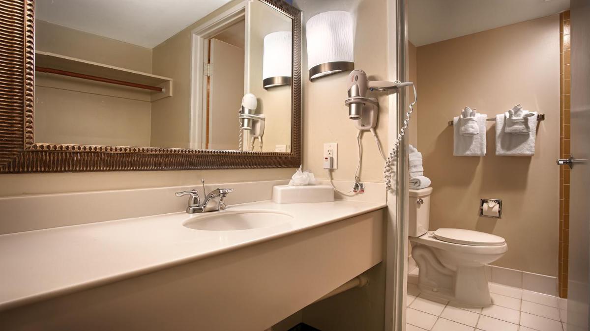 Beachside Inn - Housity