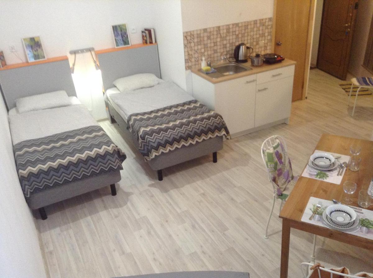 Suitetrails - Inn 812, Griboedov