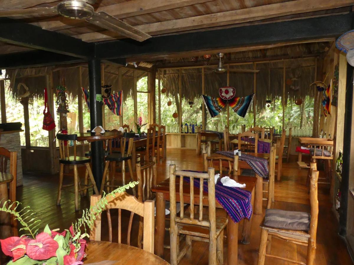 Hotel Kangaroo y Restaurante - Housity