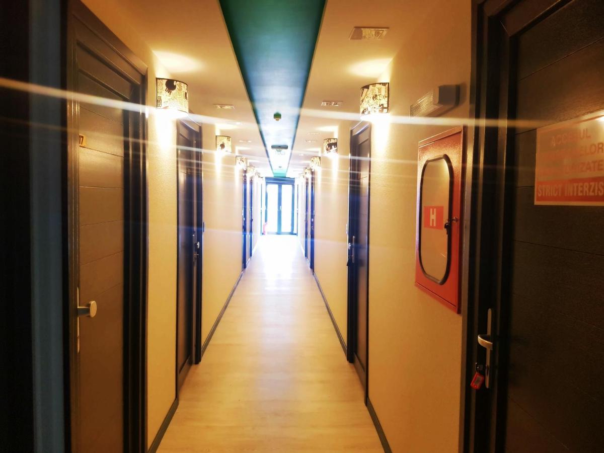 Green Coffee House - Housity