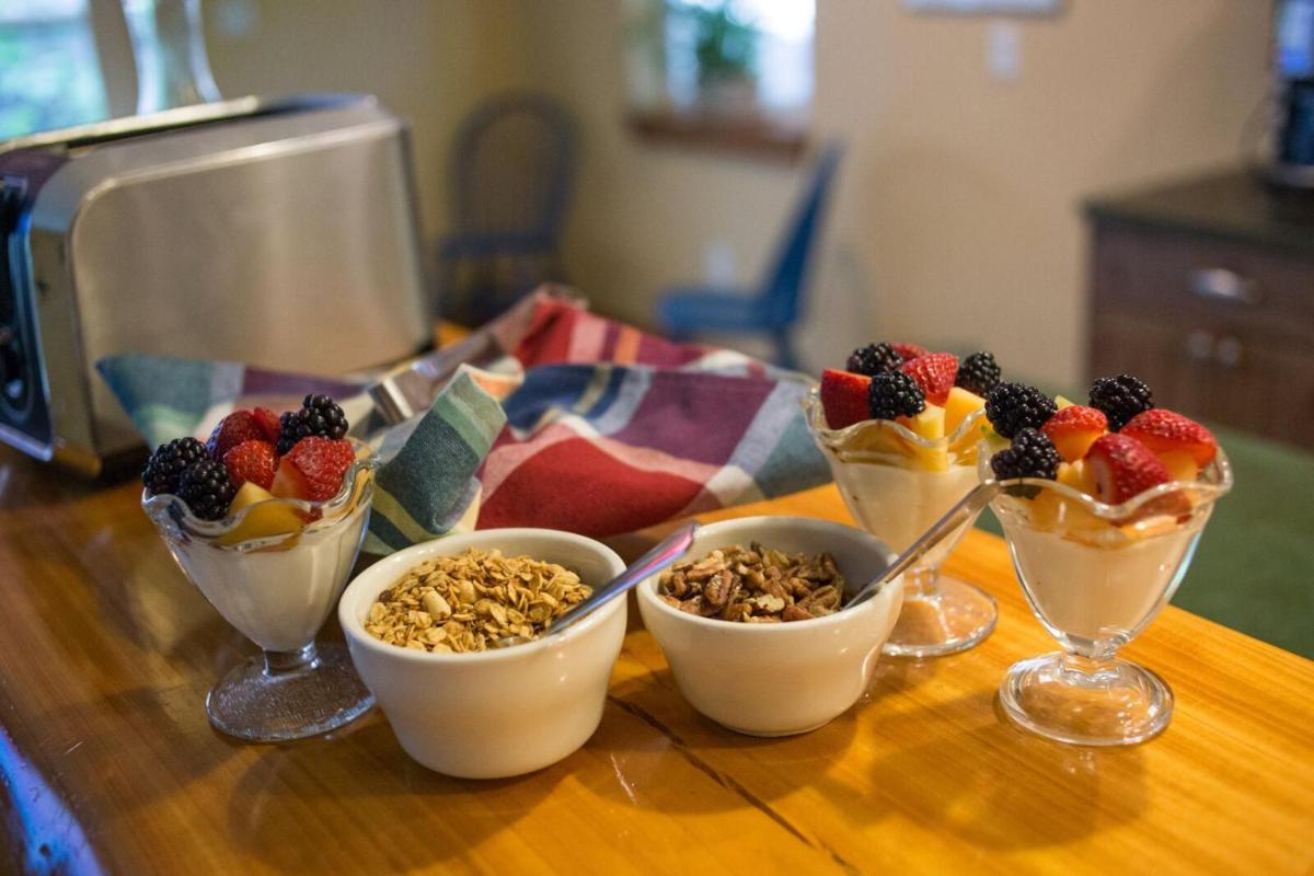Brava House B&B - Housity