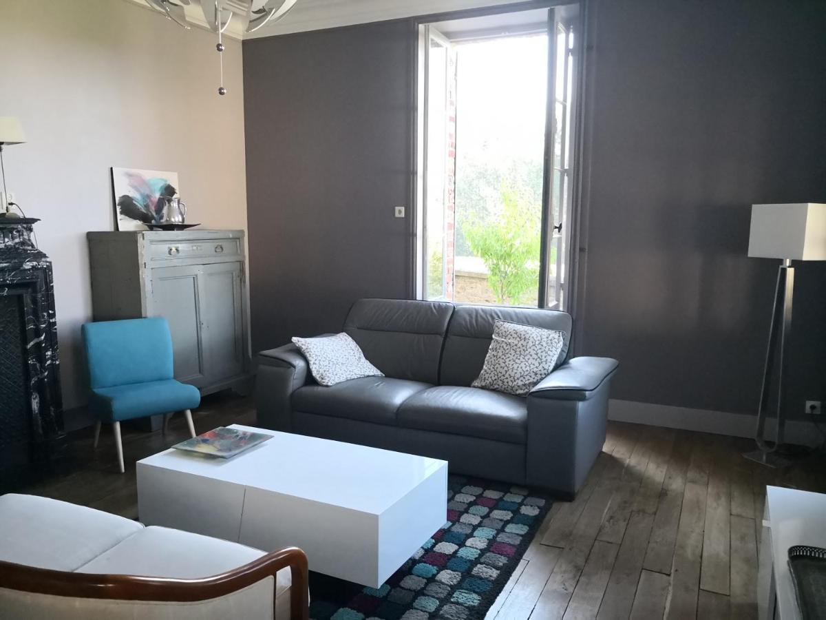 maison courbarien - Housity