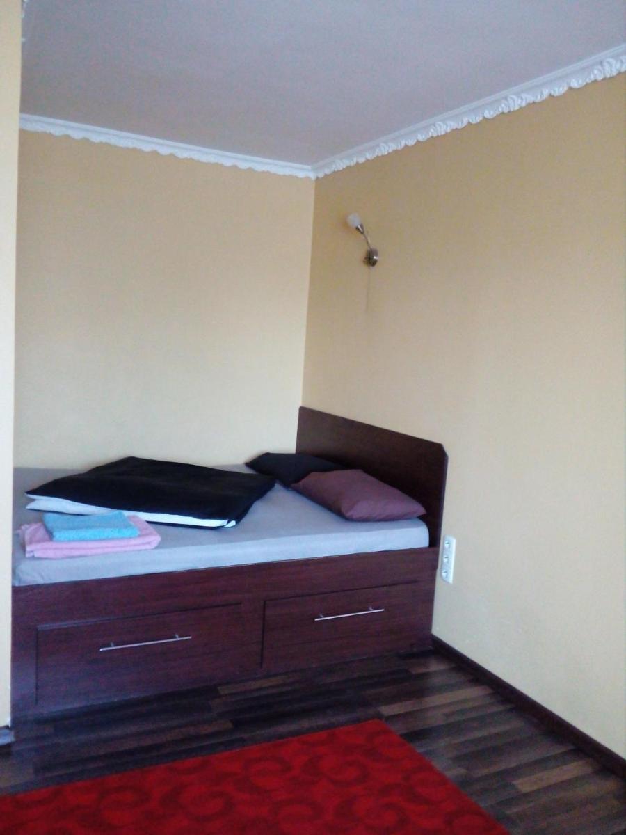 В центрі за драмтеатром. - Housity