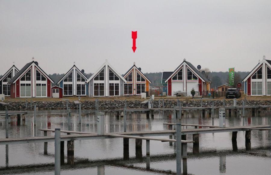 Skandinavisches-Ferienhaus-2-Reihe-zum-Wasser-fuer-6-Personen - Housity