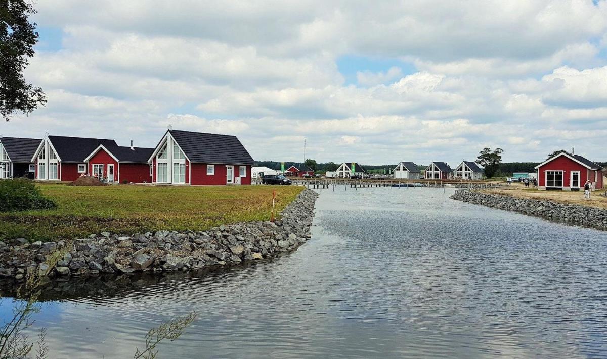 Skandinavisches-Ferienhaus-2-Reihe-zum-Wasser-fuer-6-Personen - Housity