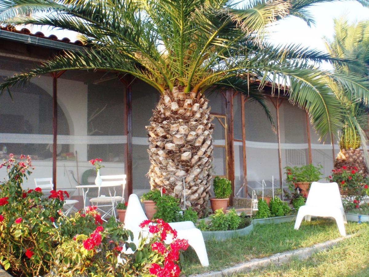 Summerhouse Anastasia - Housity