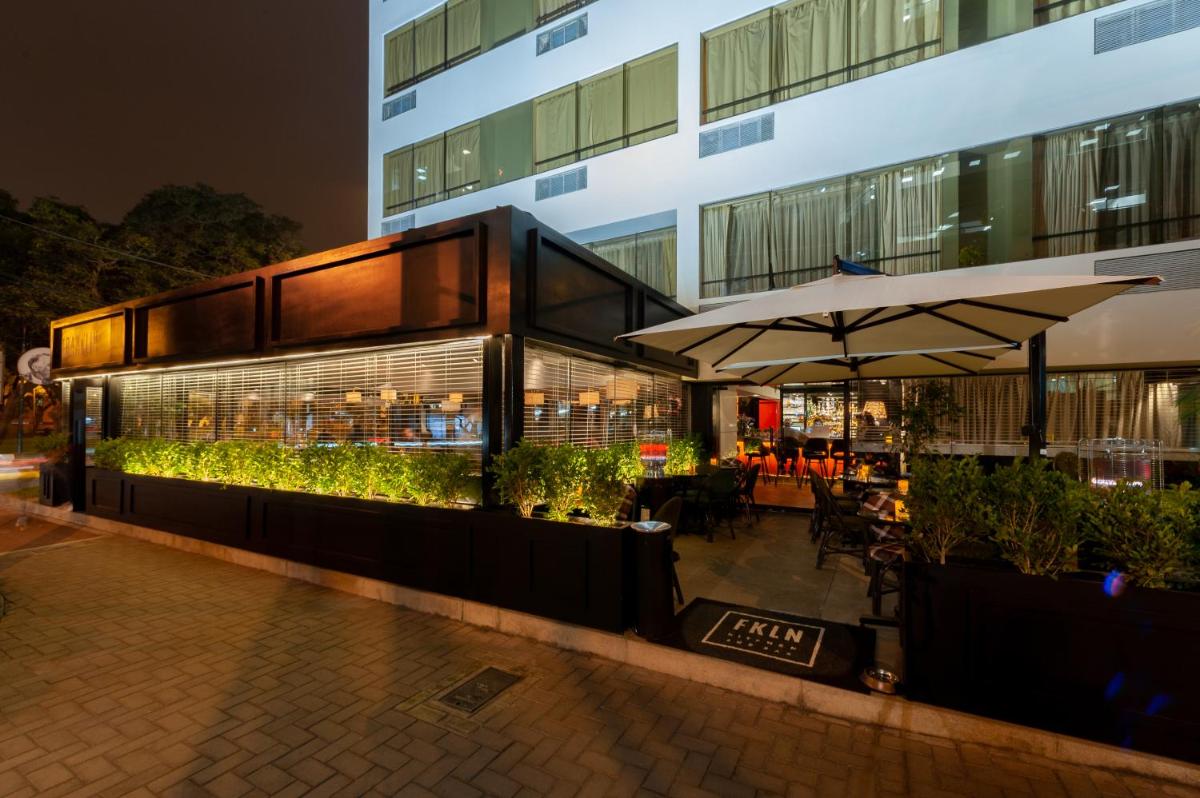 Roosevelt Hotel & Suites - Housity