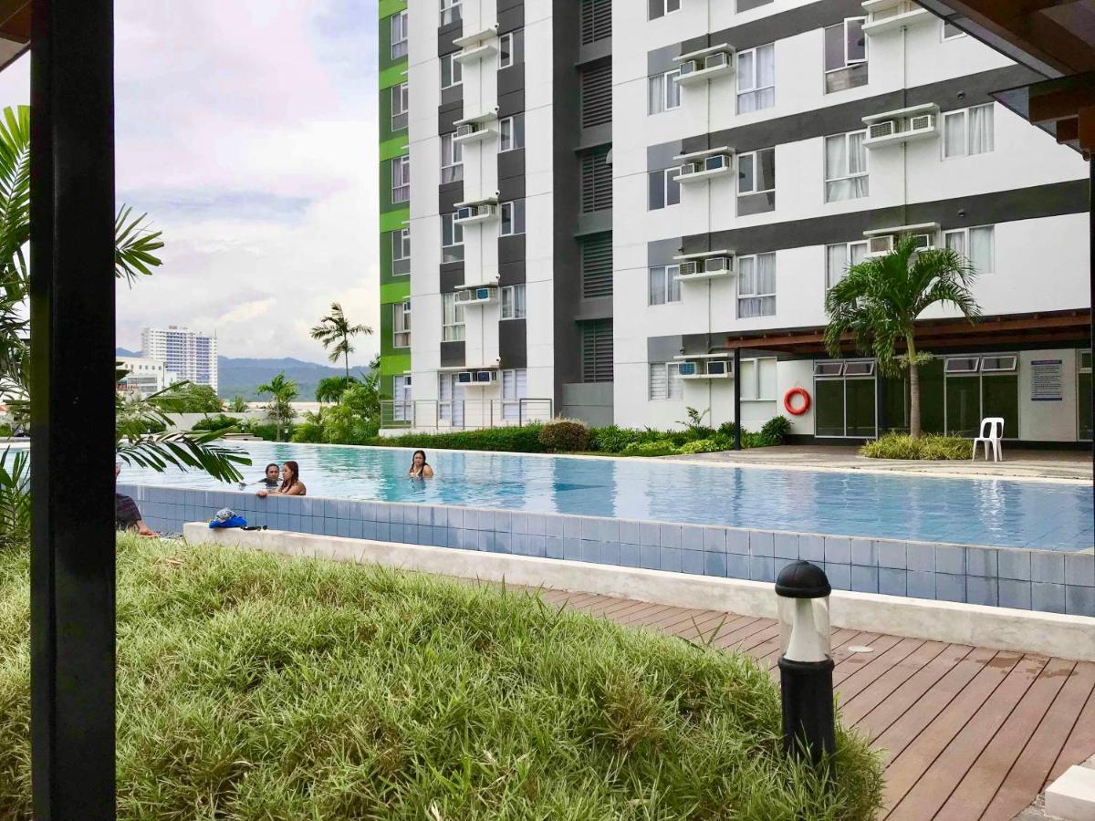 *NEW* 2-Bedroom PENTHOUSE Condo Unit Centrio Tower(beside Ayala Centrio Mall) Downtown CDOC - Housity