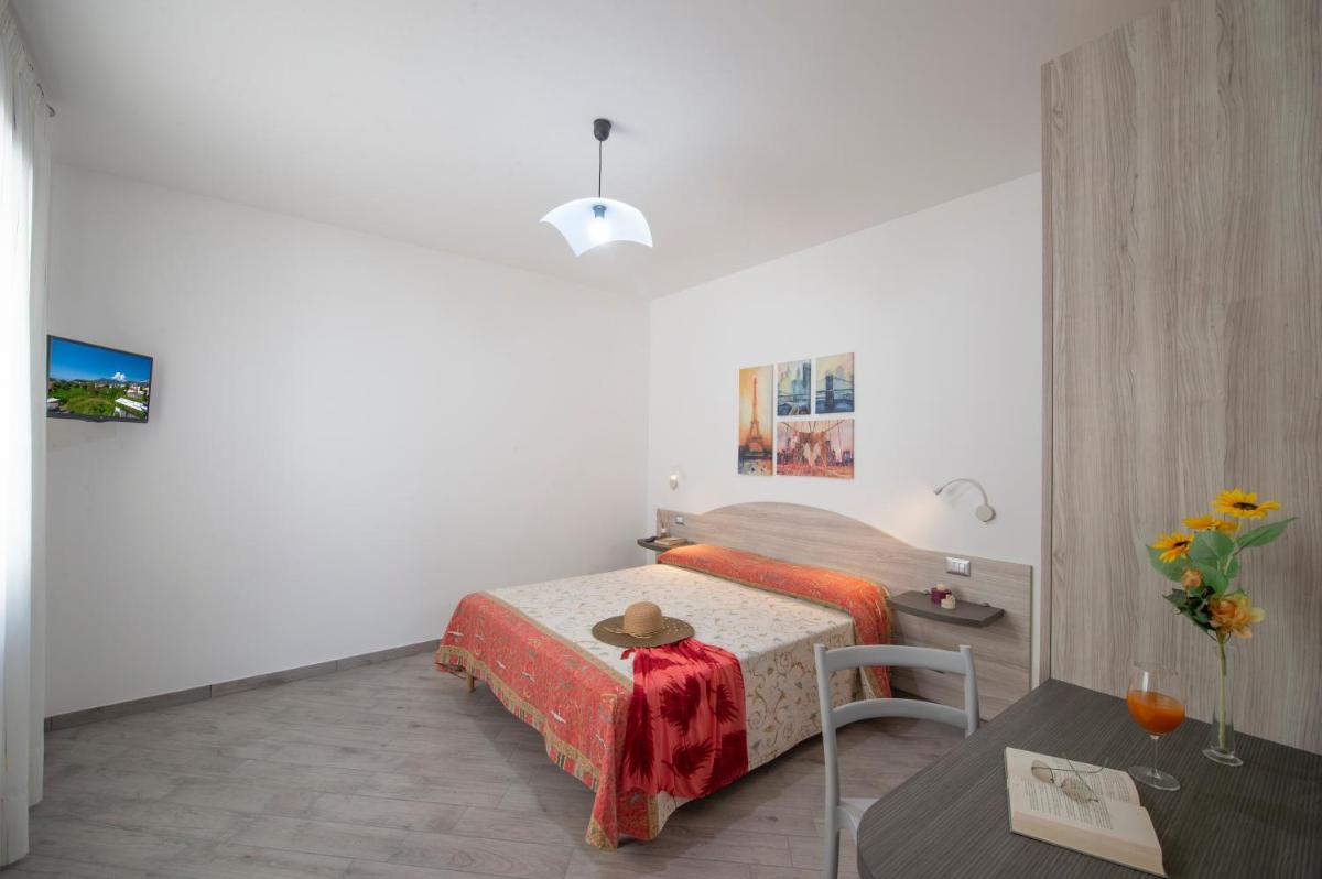 Sun Holiday House - Housity