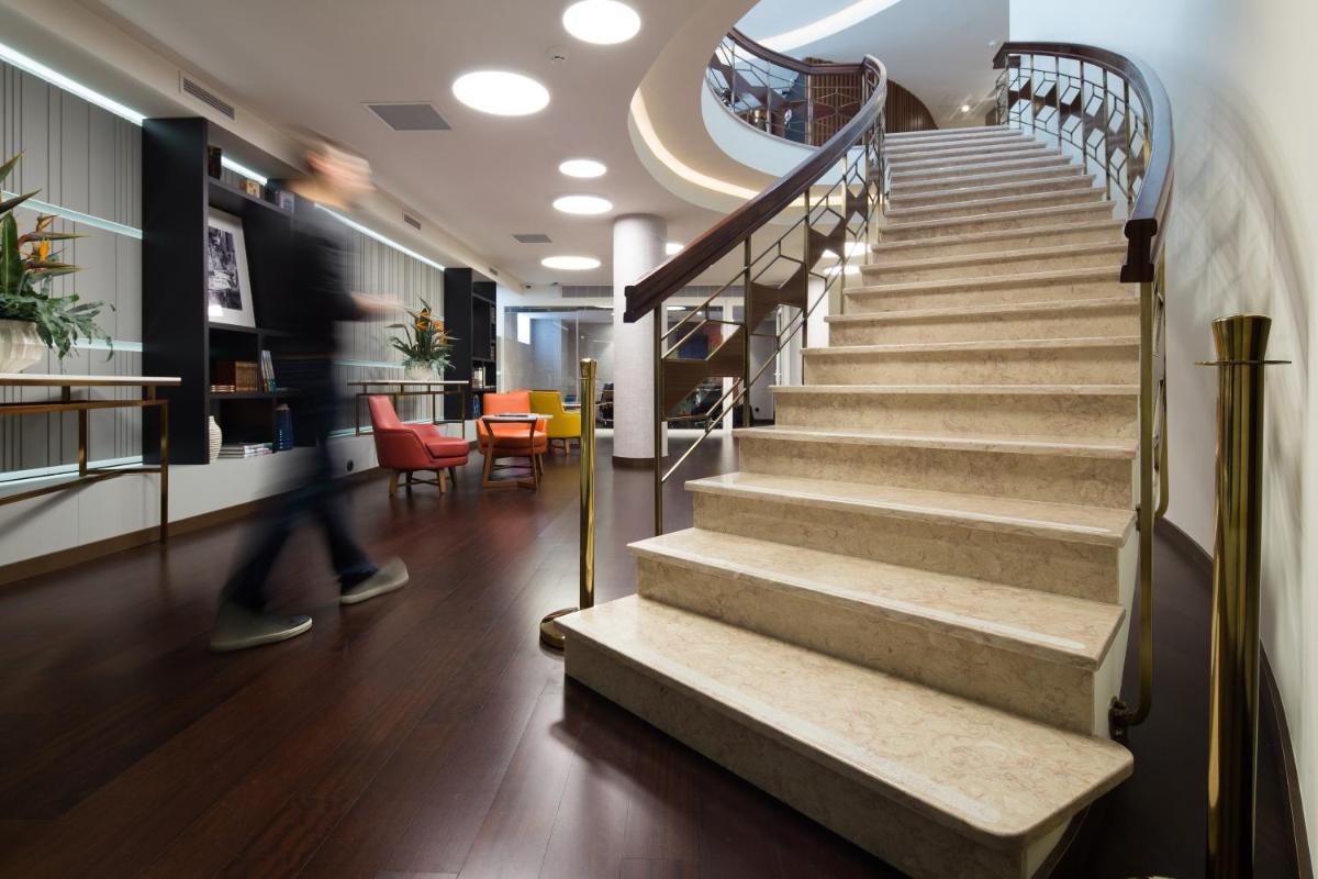 Suitetrails - Pestana Porto - A Brasileira, City Center & Heritage Building