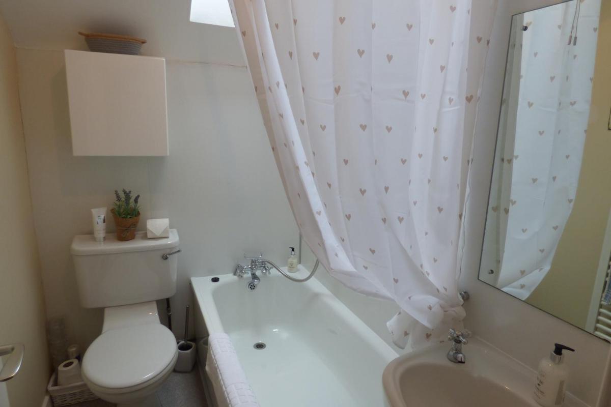 Abbey View - Housity