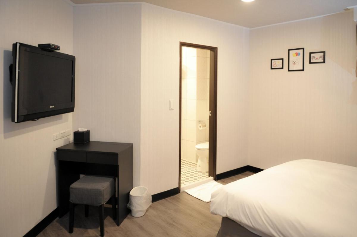 Huang Kai Hotel - Housity