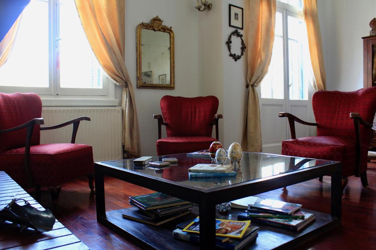 City Center Landmark House - Housity