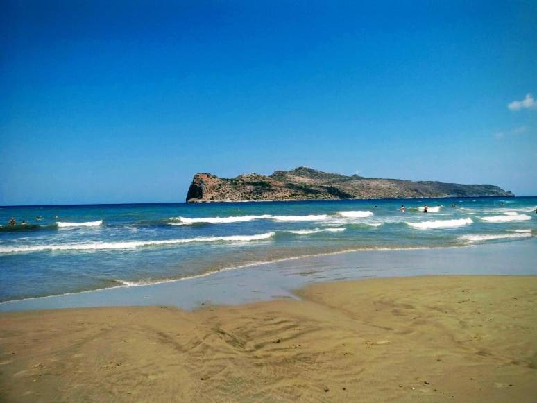 Mithos Apartments - Housity