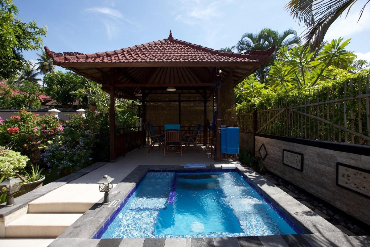 Dennis Holiday Bungalow - Housity