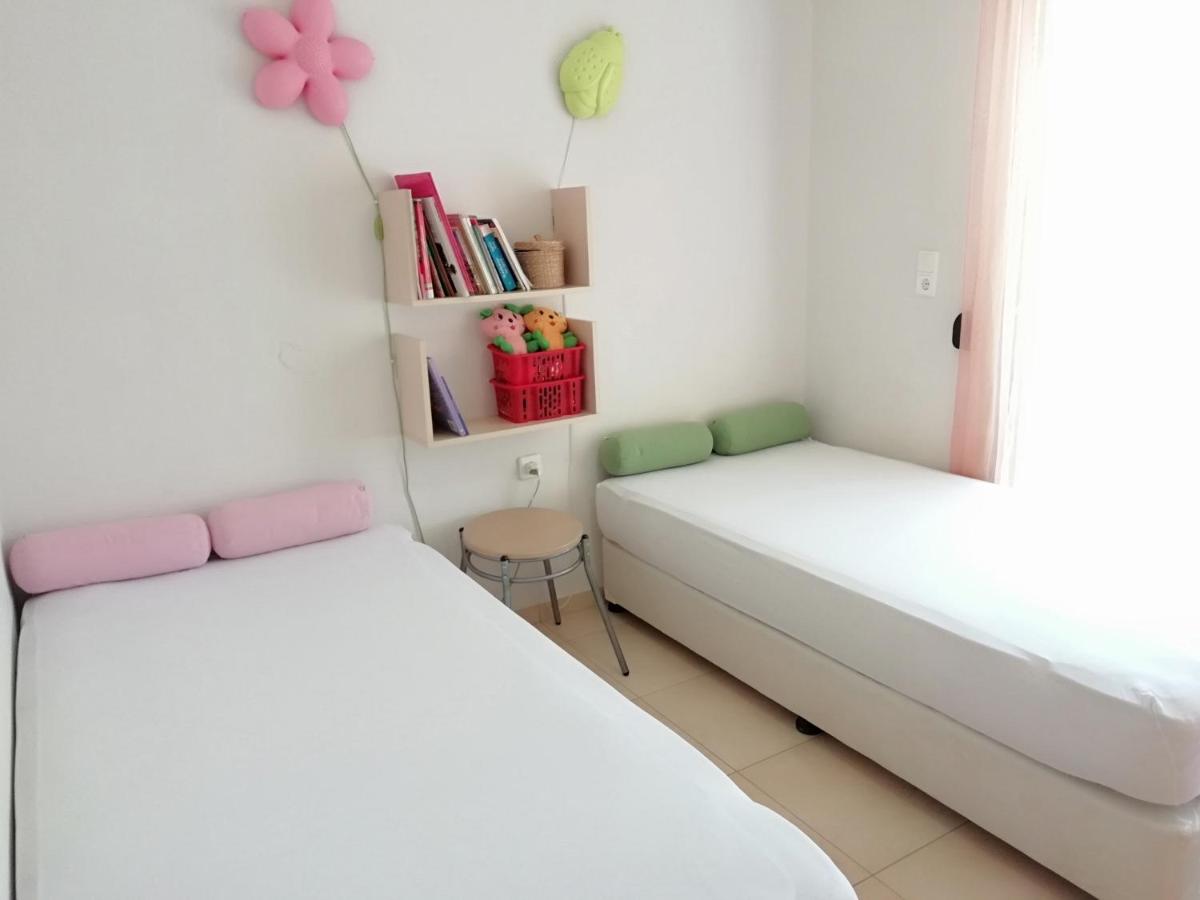 HOLIDAYS HOUSE Νέα Πέραμος - Housity