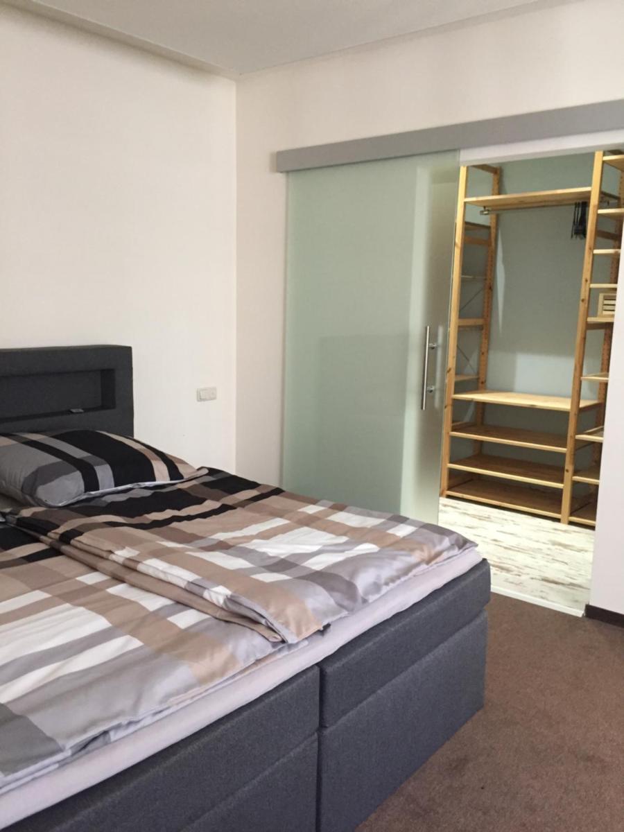 Ferienwohnung „Blaues Schild“ - Housity