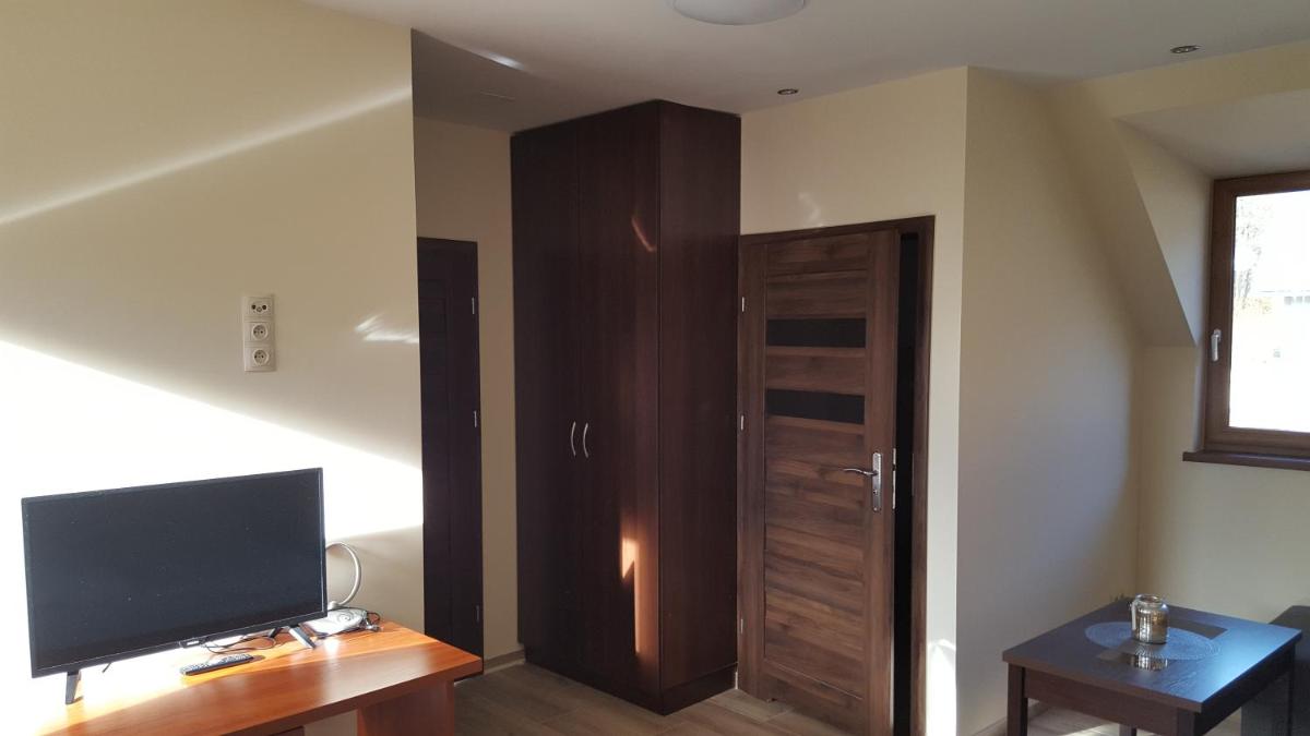 Sarna Karkonosze - Housity