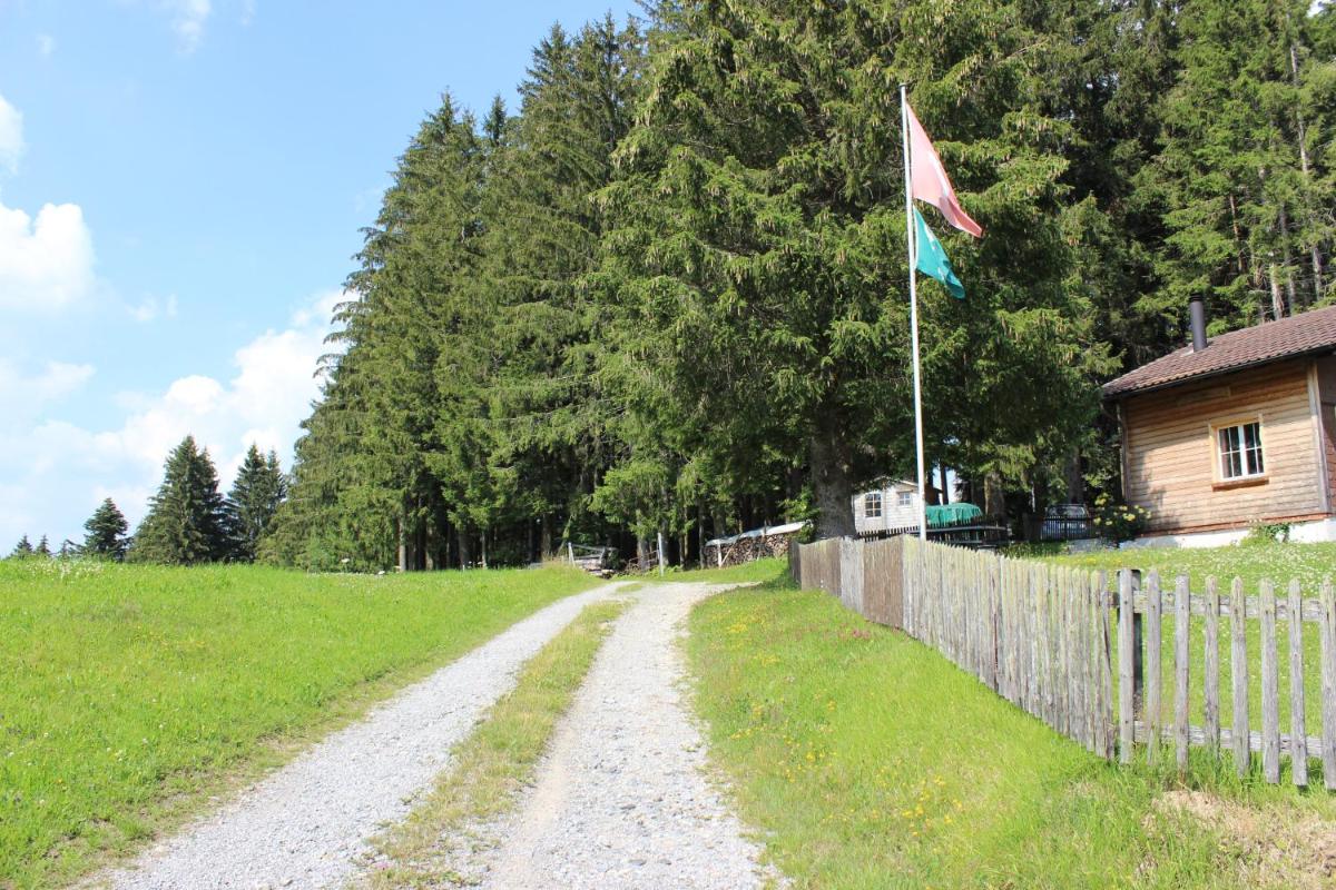 Chalet Nueschwendi - Housity