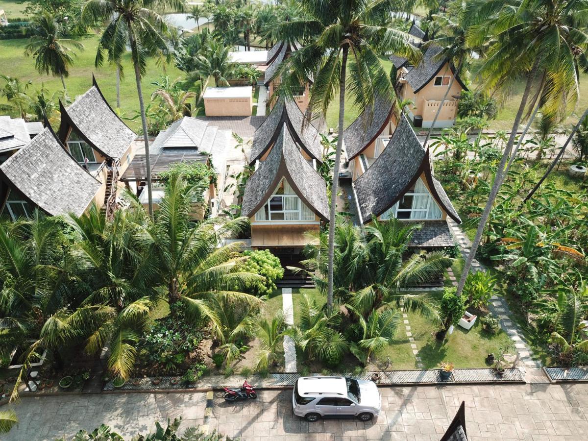 Summer time villa - Housity