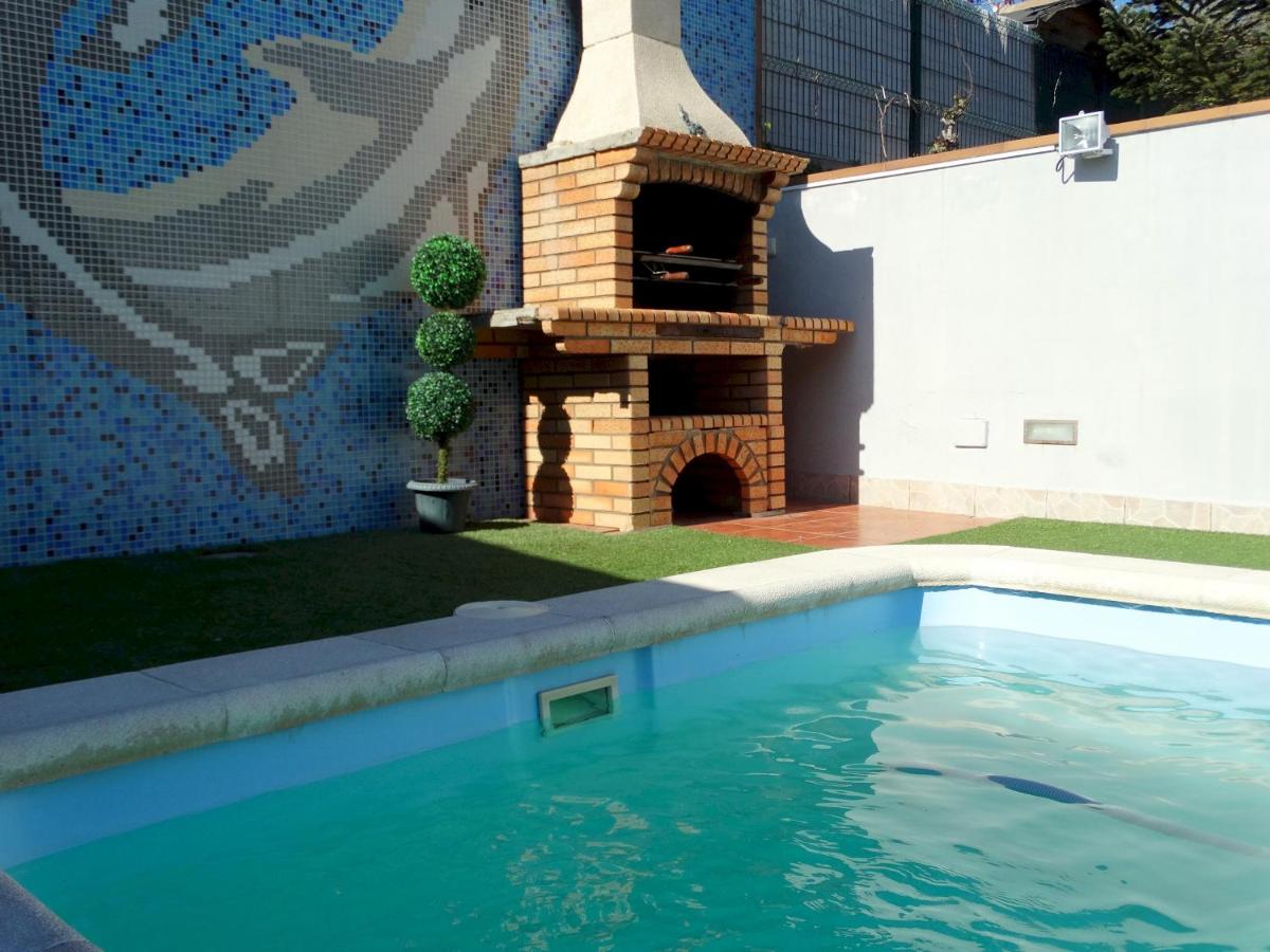 Suitetrails - MENESES, BONITA CASA EN LLAGOSTERA CON PISCINA Y WIFI GRATUITO