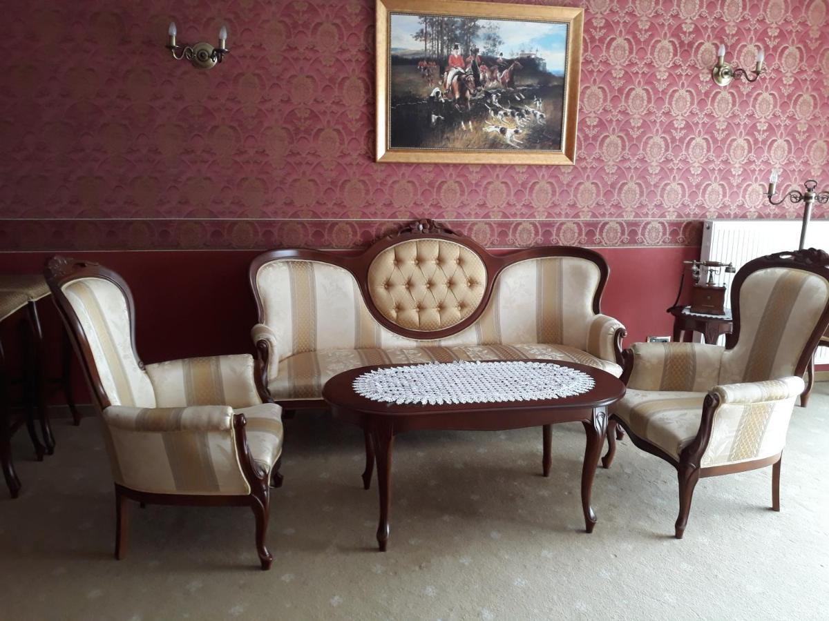 Hotel Imperium - Housity