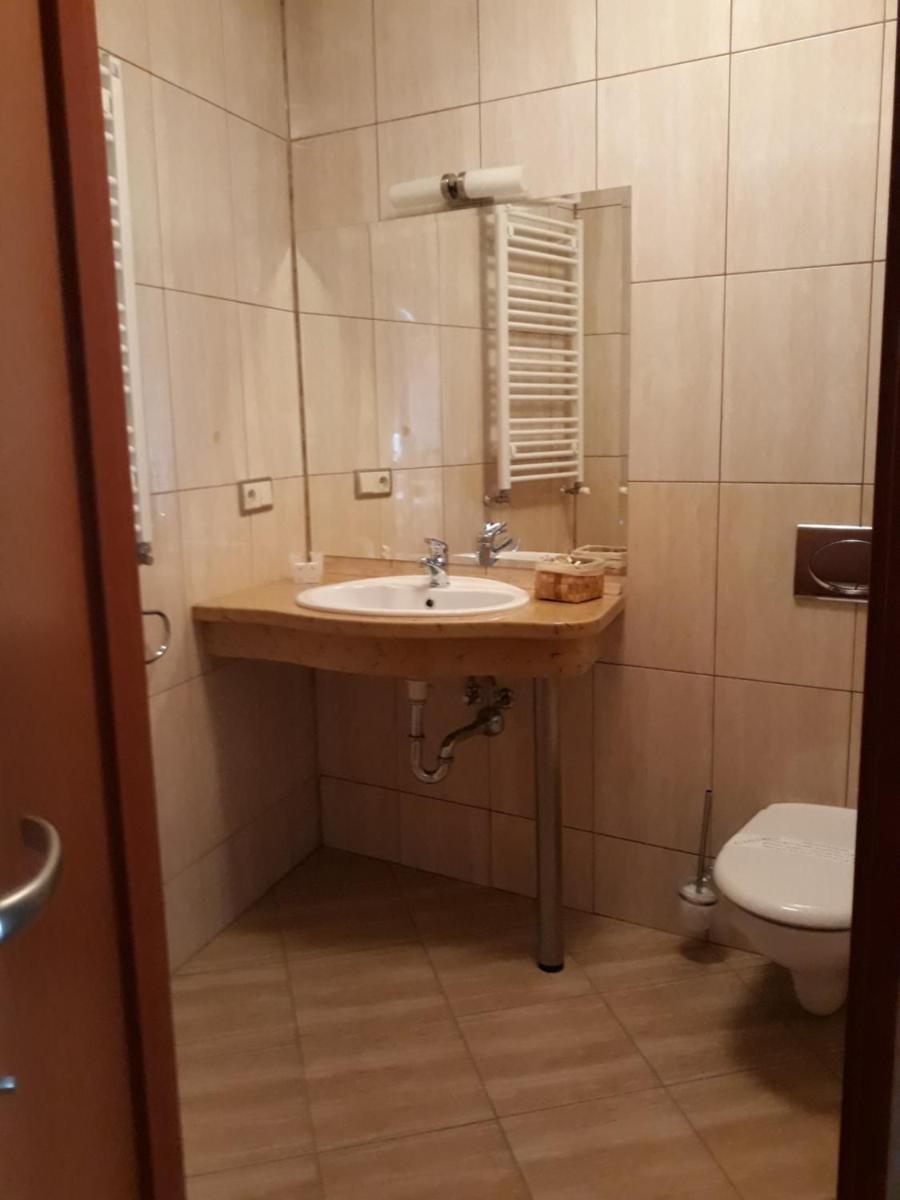 Hotel Imperium - Housity