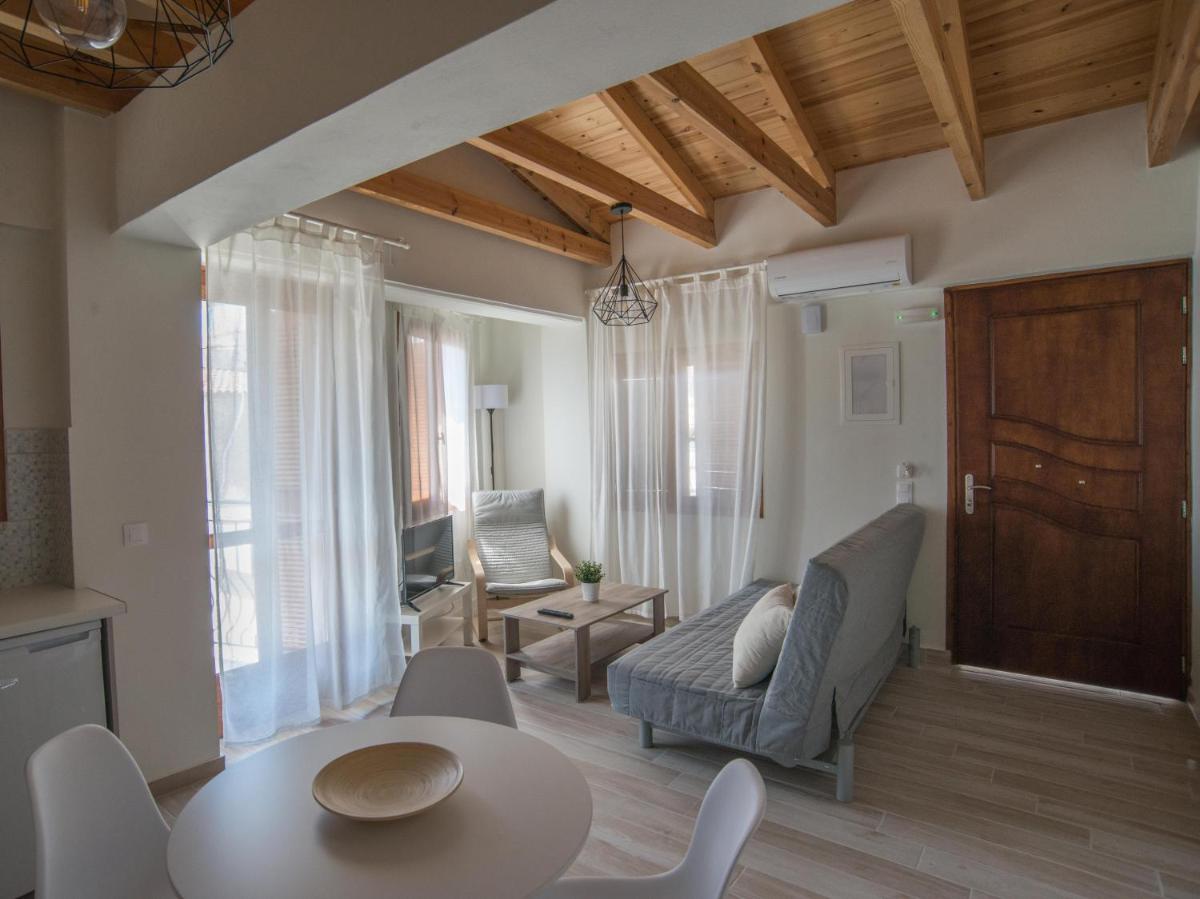 Suitetrails - Aelia Apartments