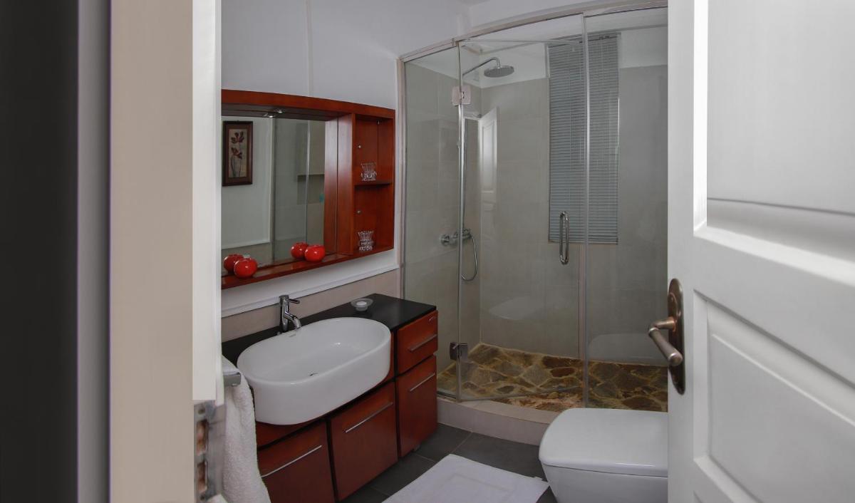 Suitetrails - Blue Water Boutique Hotel