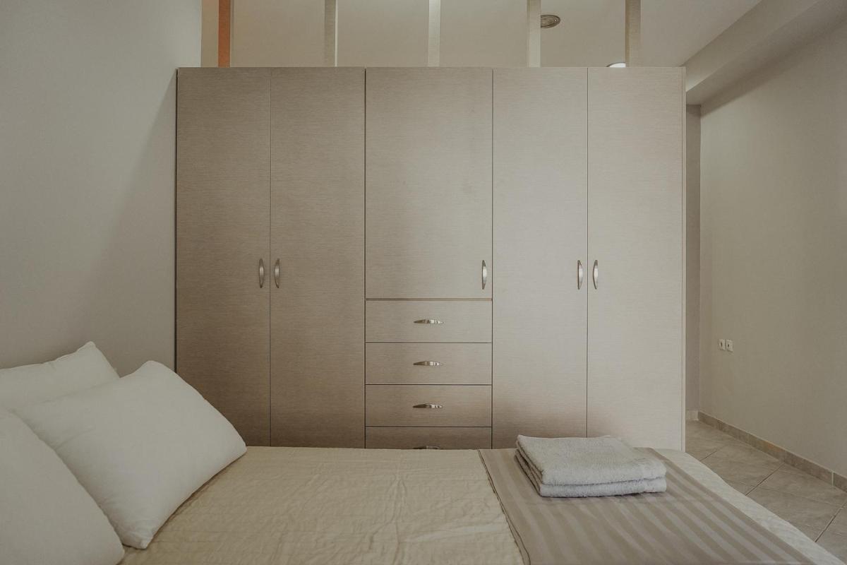Beach house at Derveni - Housity