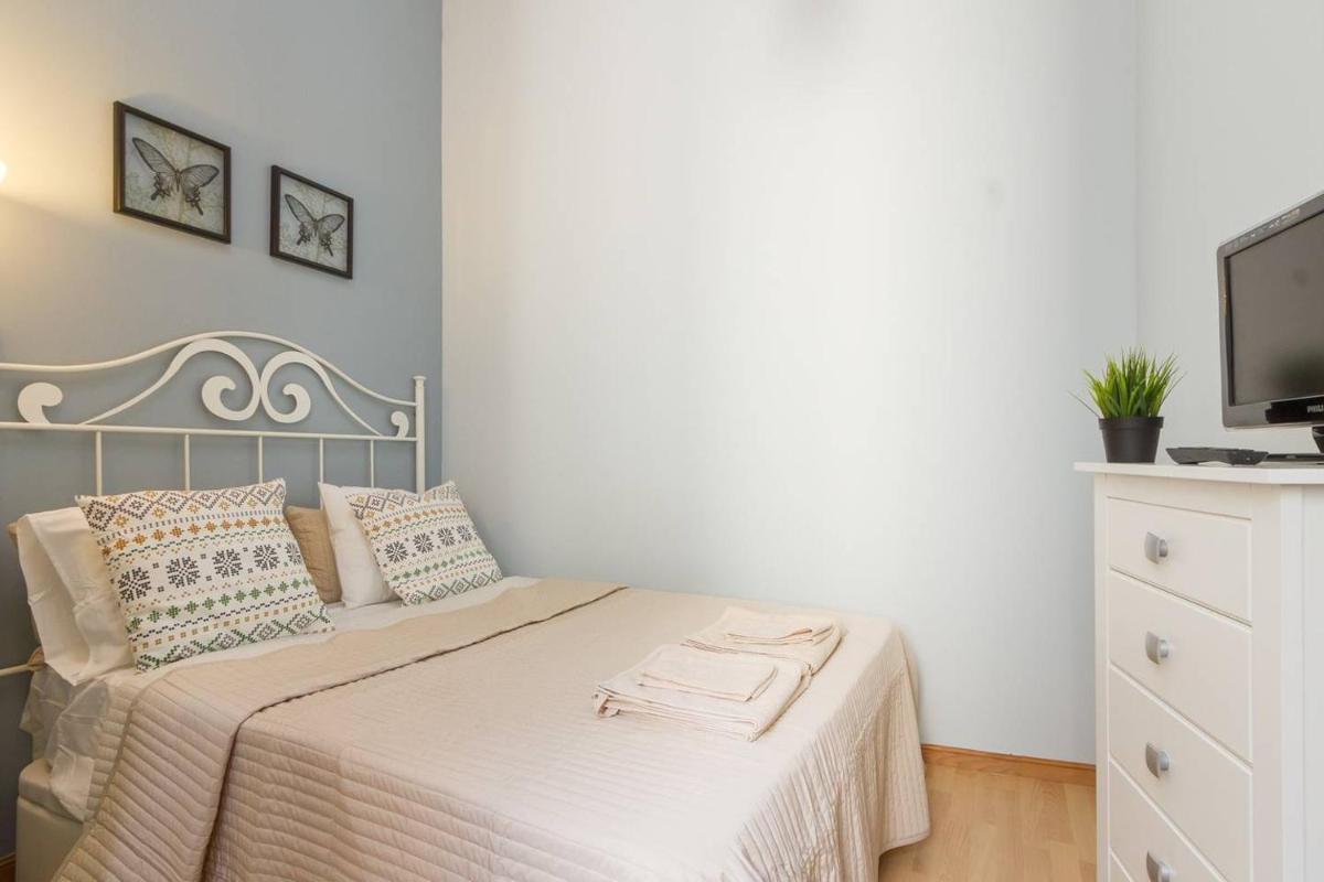 Cozy Apartment in Plaza Mayor Square by Batuecas - Hizvo
