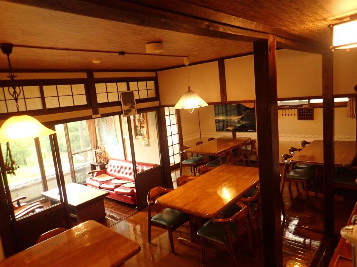 Yufuin Country Road Youth Hostel - Housity