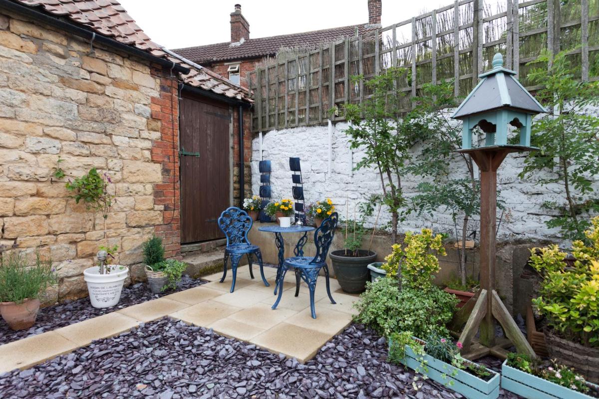 Vale View Barn - Housity