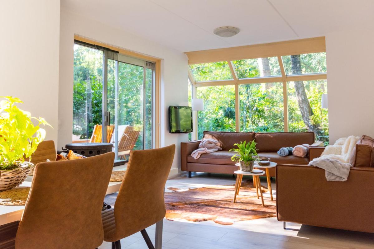 Villa Vosseveen (boshuisje) - Housity