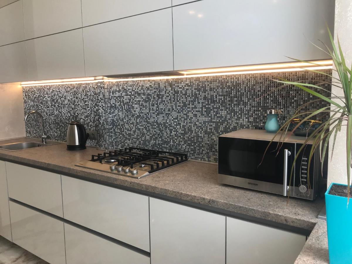Suitetrails - Luxury Apartment in Downtown, Near River Esplanade