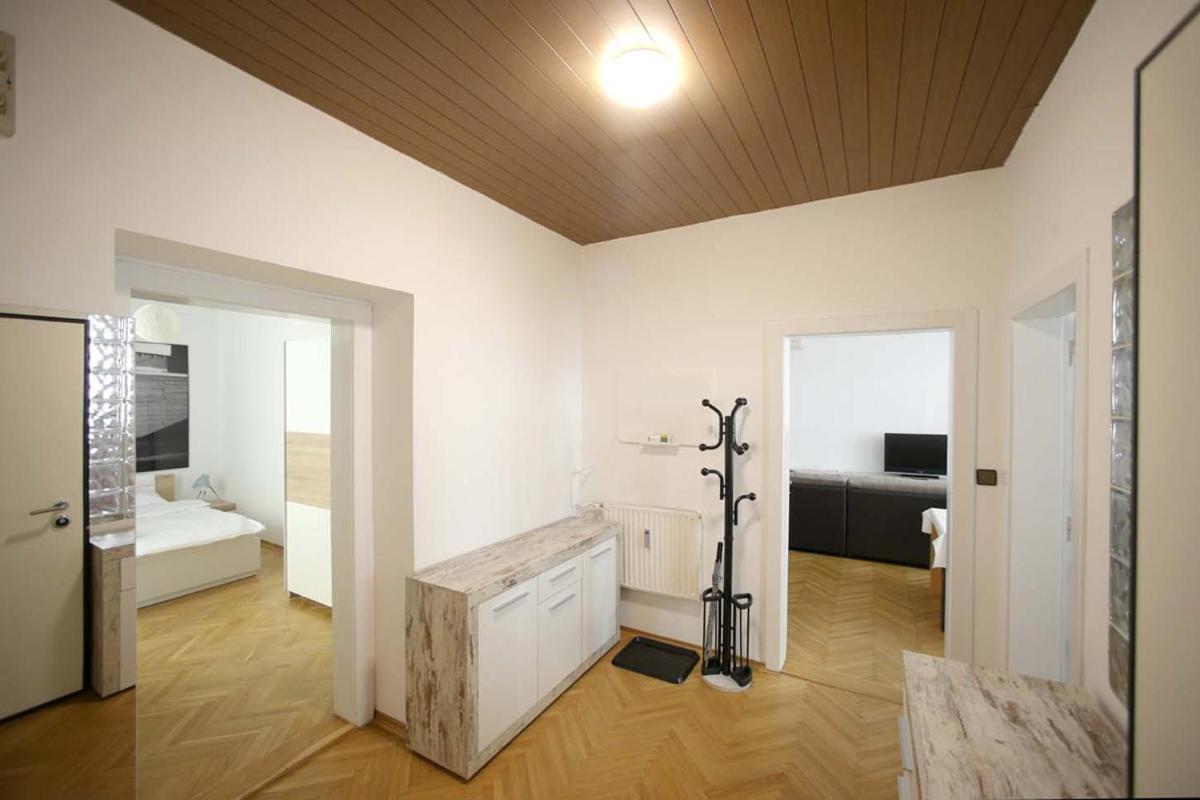 Skyscraper Apartment Tour As Ljubljana - Housity