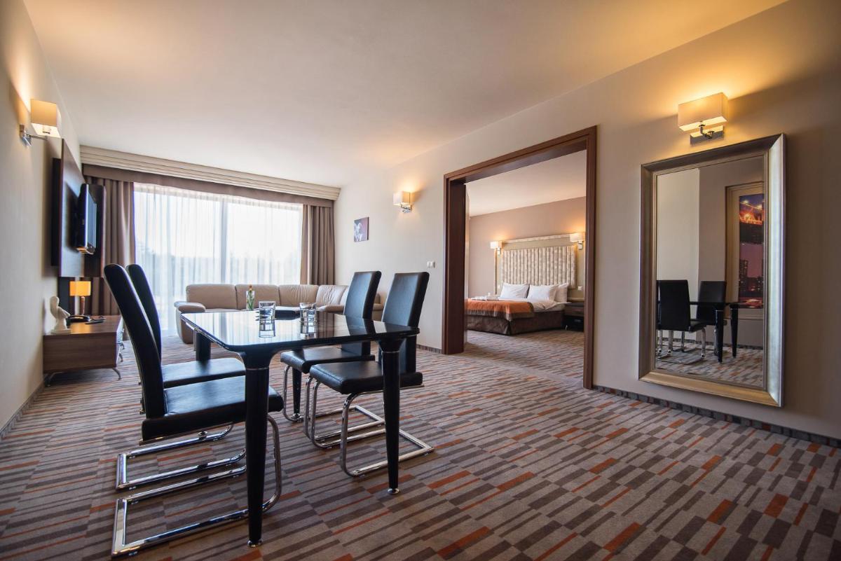 Hotel Kawallo - Housity