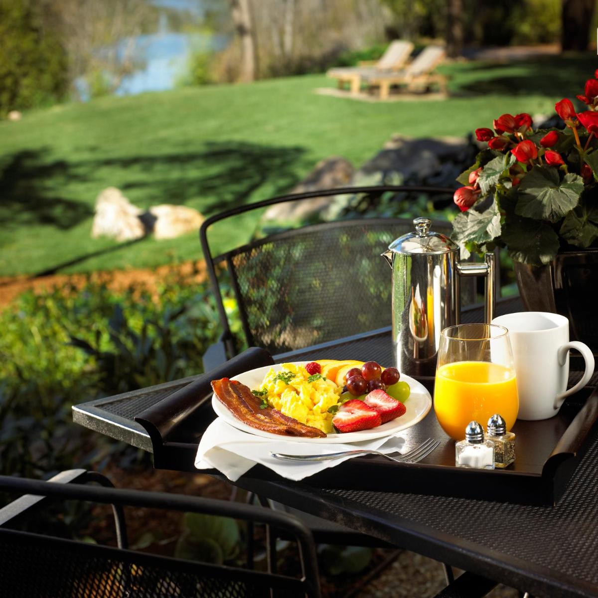 Milliken Creek Inn - Housity