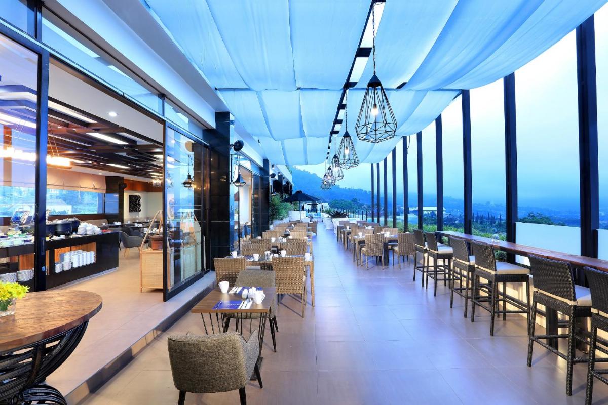 Aston Inn Batu - Housity