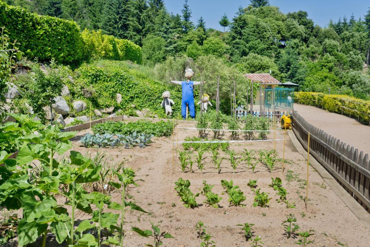 Jardín al aire libre en Vilar Rural De Sant Hilari Sacalm by Serhs Hotels