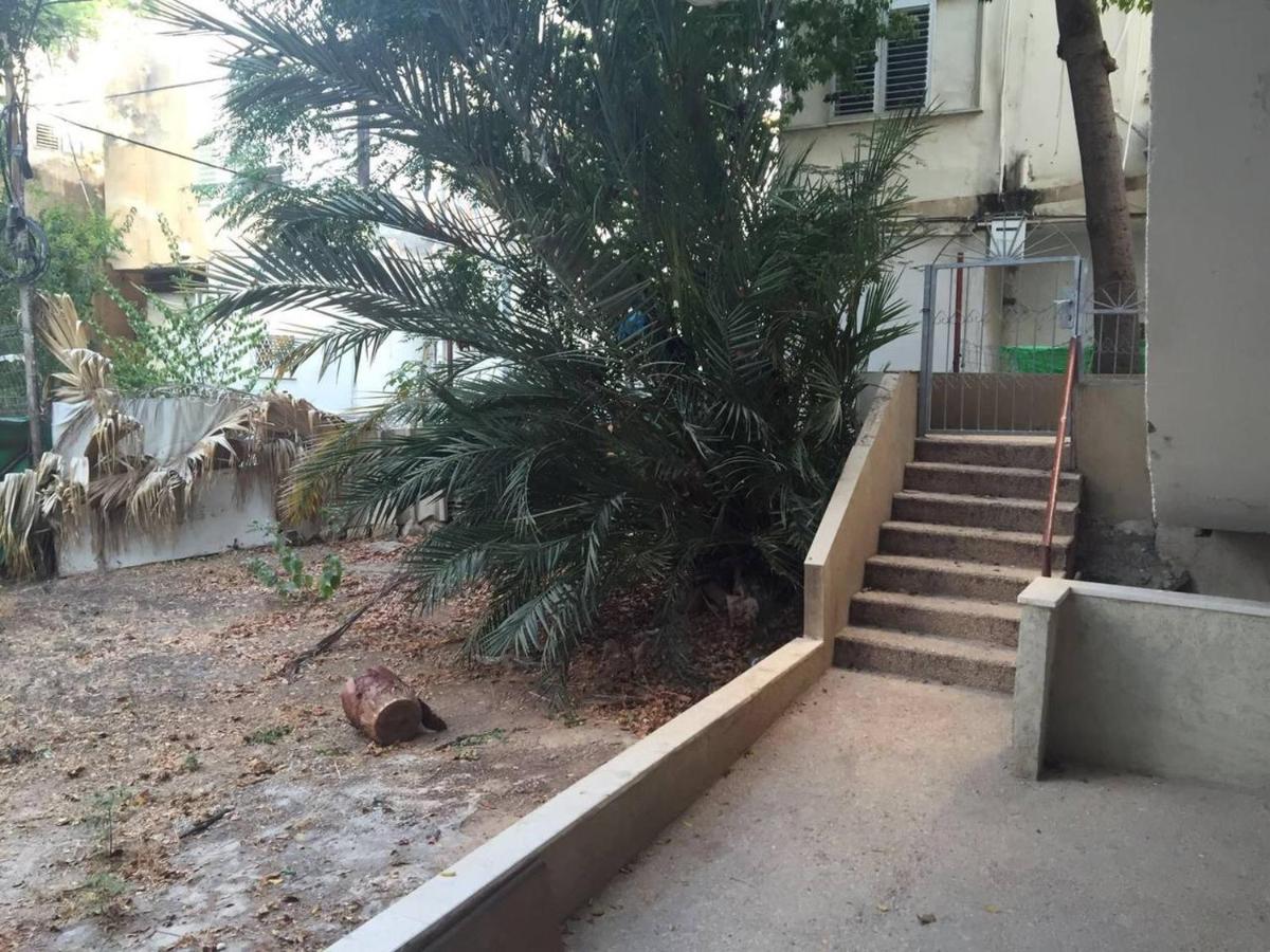 Charmin apartment whit a big garden - Housity
