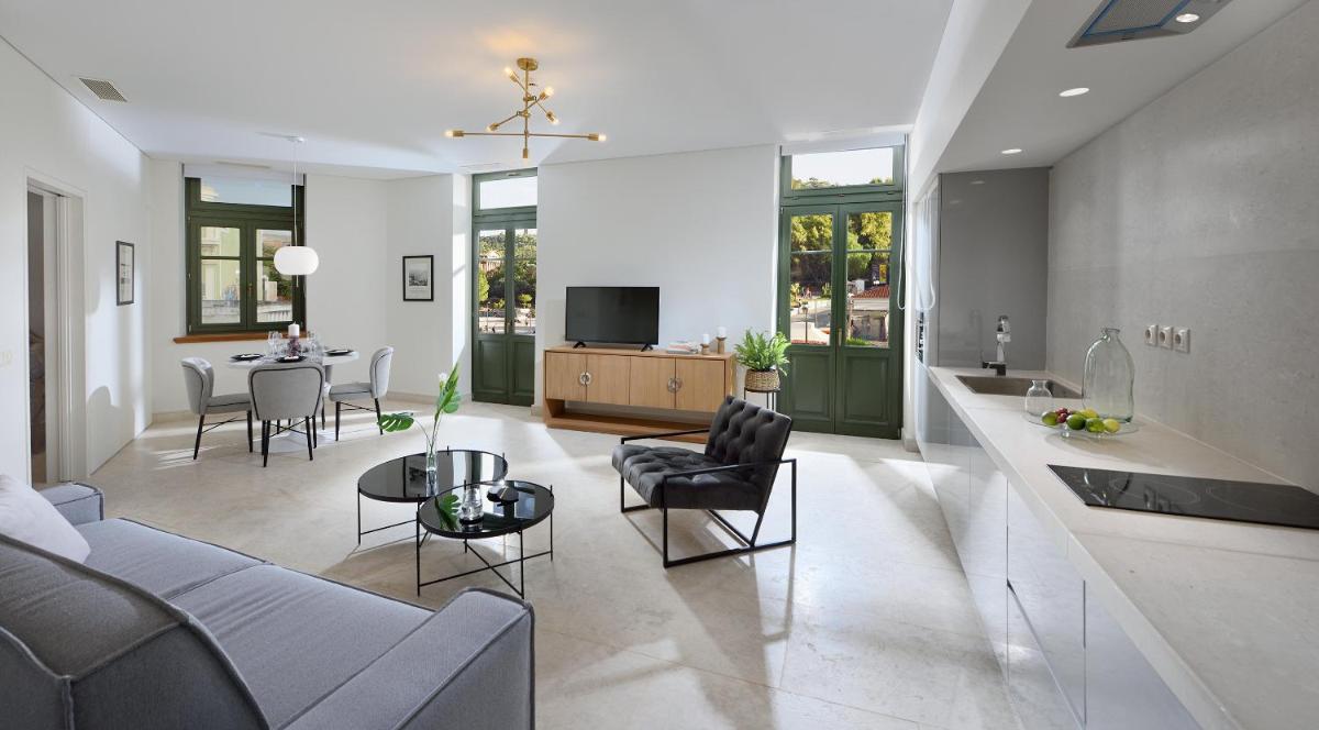 Thission Luxury Homes & SPA by K&K - Housity