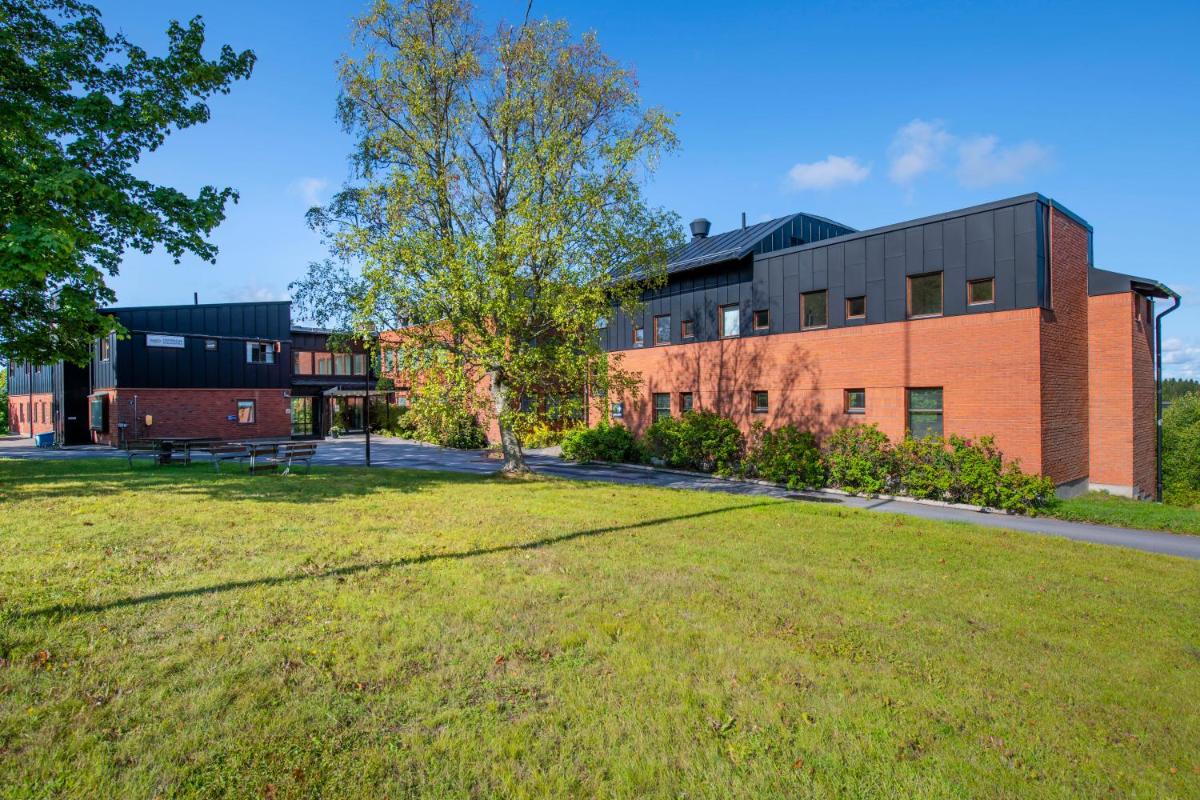 Västerbacken Hotell & Konferens - Housity
